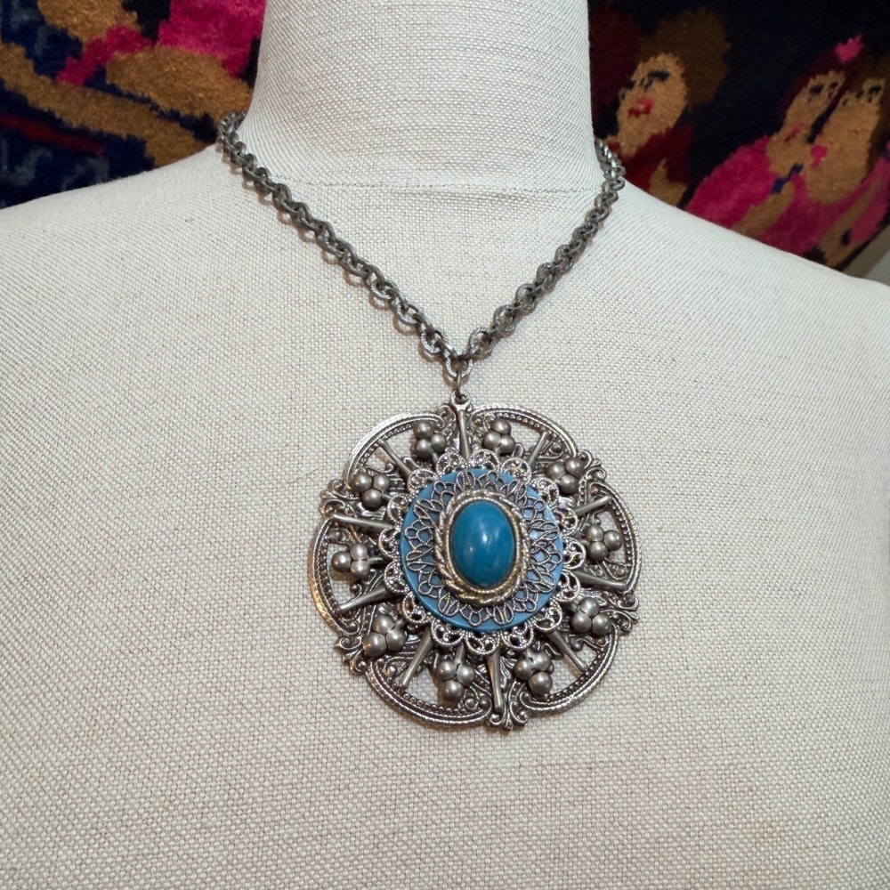 Vintage Ornate Silver Tone Turquoise Medallion Statement Pendant Necklace - Picture 2 of 5